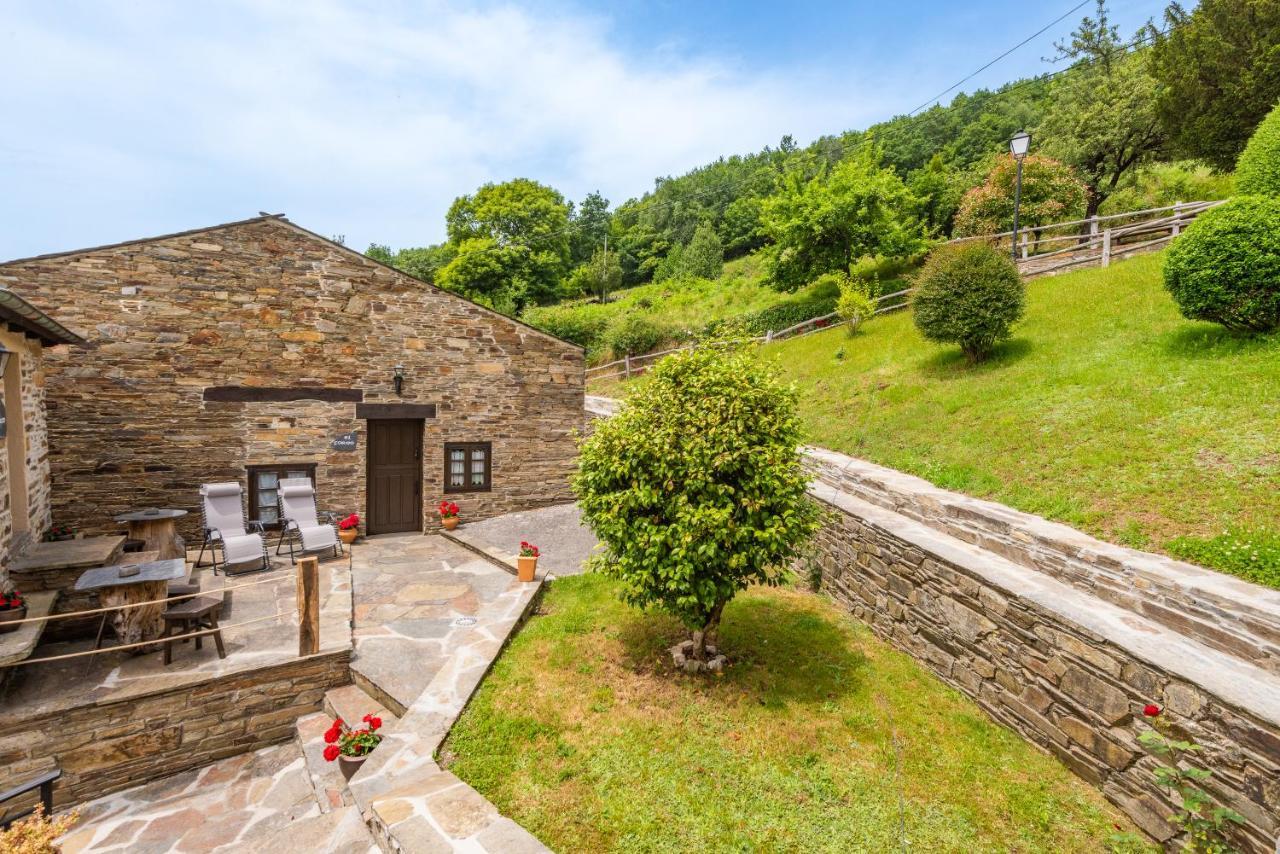 Apartamentos Rurales Casa Riveras 산타 율라리아 드 오스코스 외부 사진