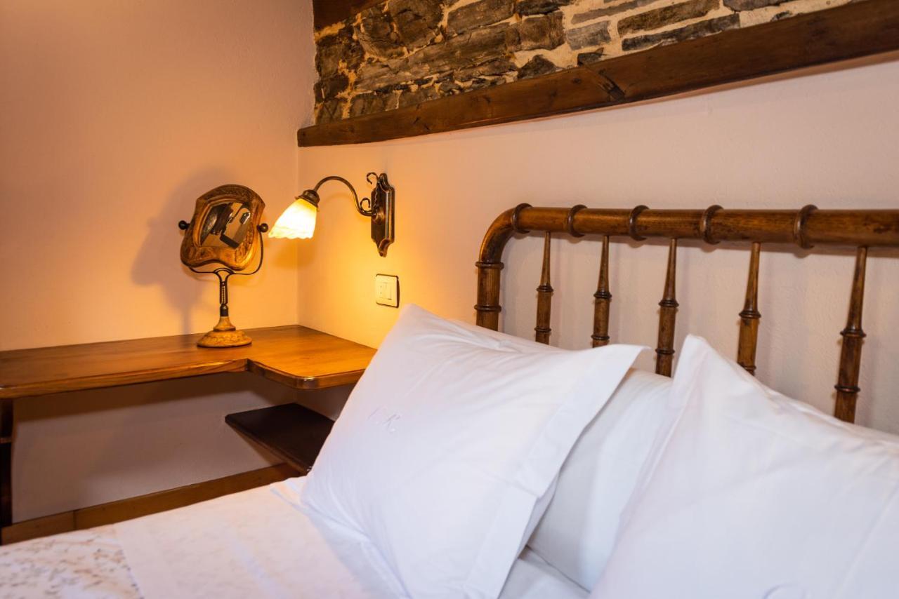 Apartamentos Rurales Casa Riveras 산타 율라리아 드 오스코스 외부 사진